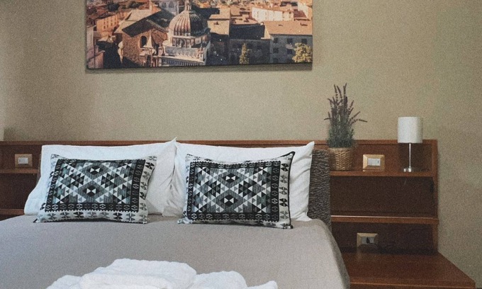 Stazione Bed & Breakfast | In Bergamo near Città Alta near the historic center