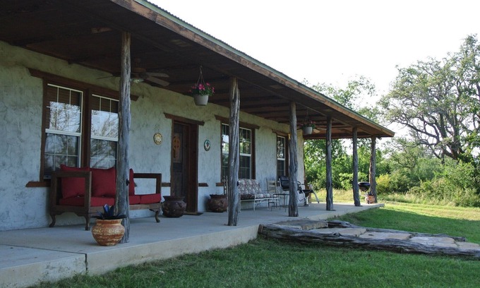 Lometa Cabin | In Eclipse Path of Totality - Available 4/8-4/9 - Charming Adobe Cabin on Ranch