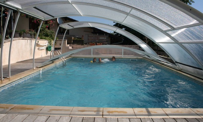 Villette-sur-Ain Apartment | In heart of the Rhône-Alpes, 4-person air-conditioned apartment, sheltered pool.