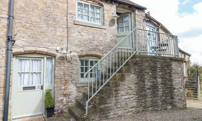 Middleham Cottage | IN & OUT COTTAGE, luxury holiday cottage in Middleham