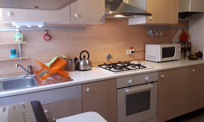 Sanremo Centre Apartment | In the city center, comfortable apartment sea view garage pets allowed WiFi