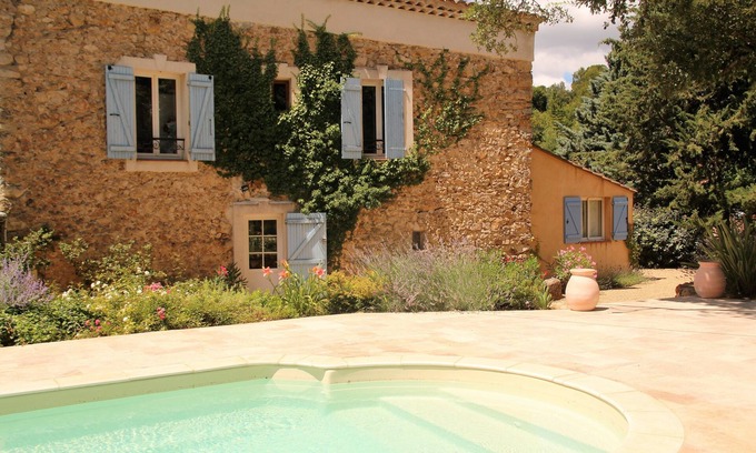 Barjols House | In the heart of green Provence in the Var, old charming sheepfold