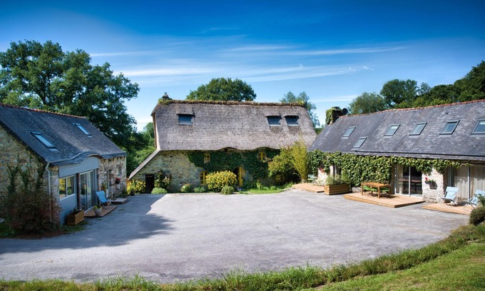 Plelauff House | In the heart of the forest, the Lety gites welcome you to an unspoilt setting.