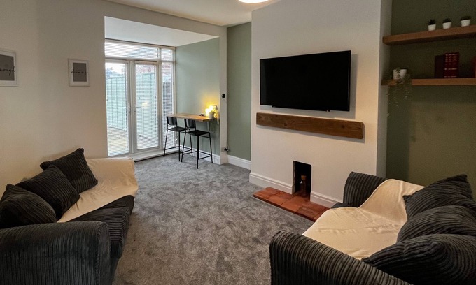 Cleethorpes House | ★ Incredible house for Work teams and holiday stays