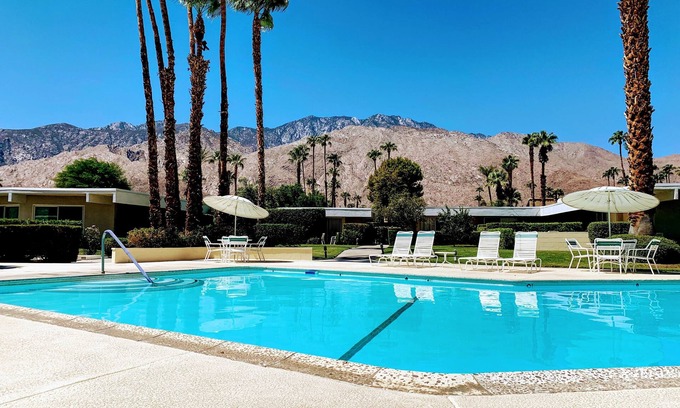 Palm Springs Condo | Incredible Mountain Views - Relax In Sunny Palm Springs