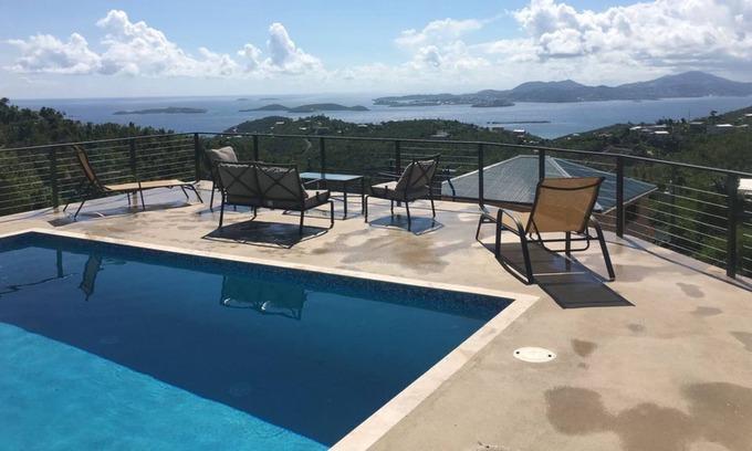 Gift Hill House | Incredible pool & ocean views! Jeep rental available