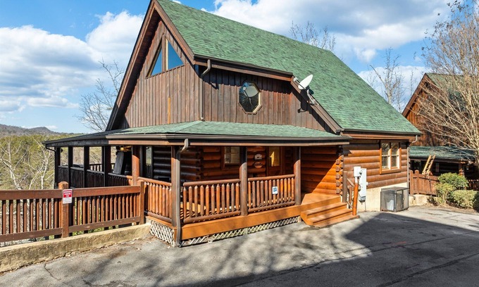 Sevierville Cabin | Incredible Vibes, Cozy Fires, and Pure Relaxation!