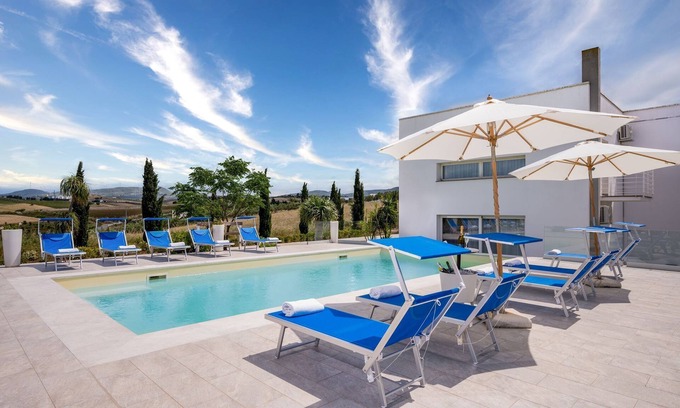 Alcamo Villa | Independent Villa Sikelia, 12/14 pax and pool