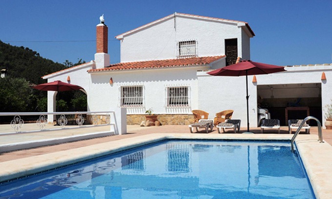 Jalon Villa | Independent Villa with private pool near the sea.
