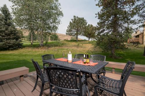 Elkhorn Village House | Indian Springs