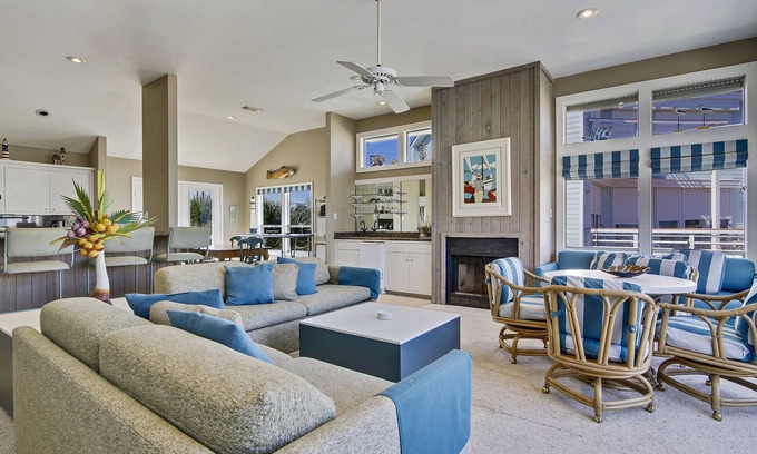 Indian Beach House | Indian Summer | Wet Bar, In Indian Beach!