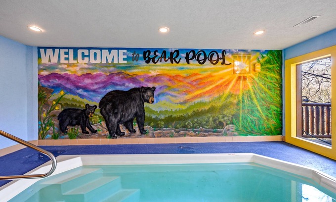 Pigeon Forge Cabin | Indoor Heated POOL, Pet Friendly, Arcade, Sauna, Amazing Views, Hot Tub, WIFI