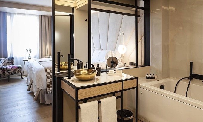 Sant Nicolau Hotel | Indulge in Amazing Views! 2 Pet-friendly Units Near Royal Palace of La Almudaina