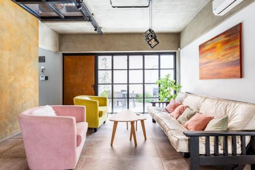 Historic Center House | Industrial House in Mendoza with Jacuzzi