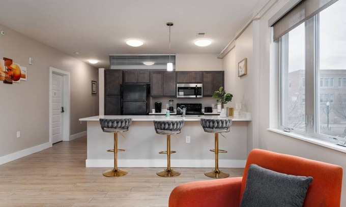 Cole-Noble District Apartment | Indy 2BR Gem Heart of Downtown