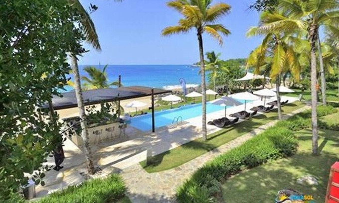 Los Brazos Villa | Infiniti Blu or Rizz 1 bedroom suite with AC, WIFI, Free Breakfast.