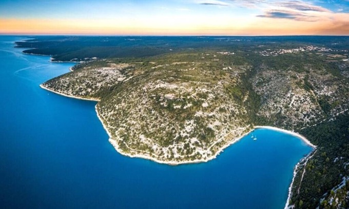 Divsici Villa | Infinity Pool Villa San Amore | Silent Valley, Pula area