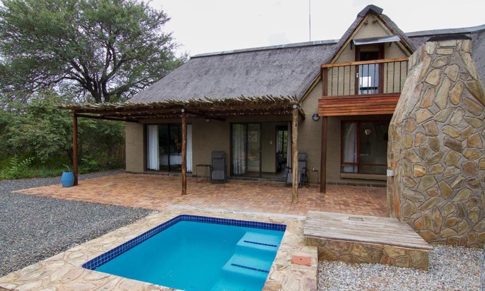 Hoedspruit Cabin | Ingwe Bush Lodge