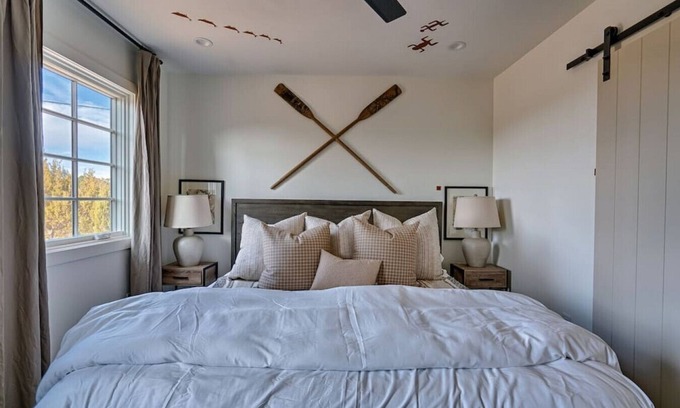 Williams Cabin | Inn History Grand Canyon Cabin 4