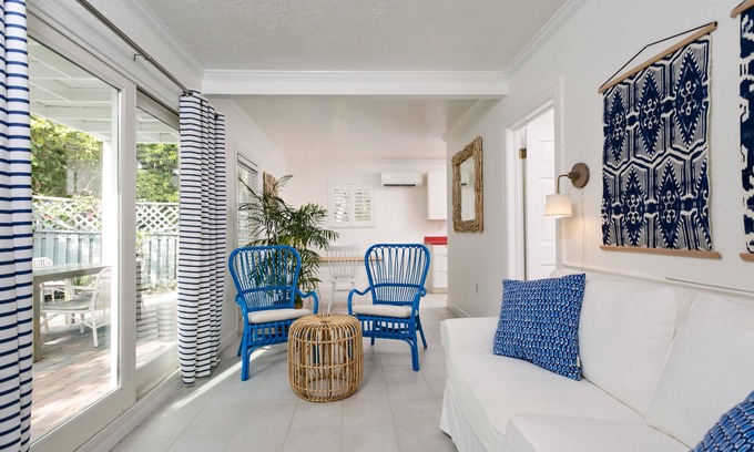 Pass-a-Grille Hotel | Inn on the Beach