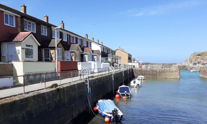 Portreath House | Inner Harbour Cottage Portreath