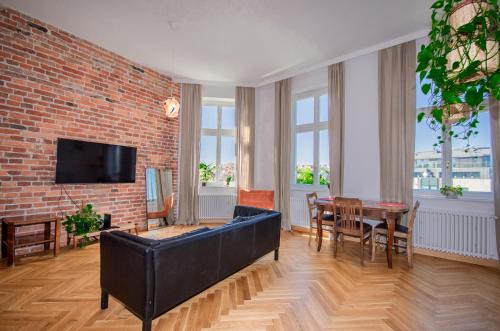 Kazimierz Apartment | InPoint Royal Wawel View & Old Town Apartment