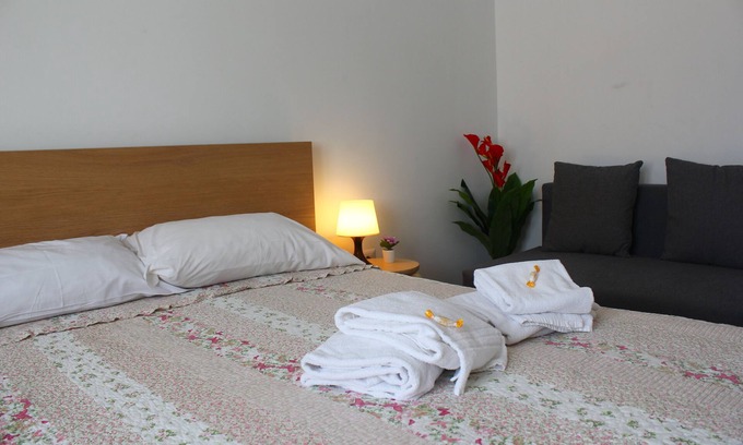 Naples City Centre Apartment | Inside the hearth of Napoli - apt Orchid