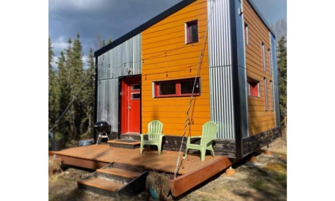 Fairbanks Cabin | Insta-worthy Contemporary Cabin