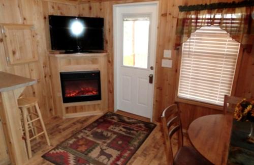 Sundance House | Inviting Getaway with a Fireplace near the Black Hills of South Dakota