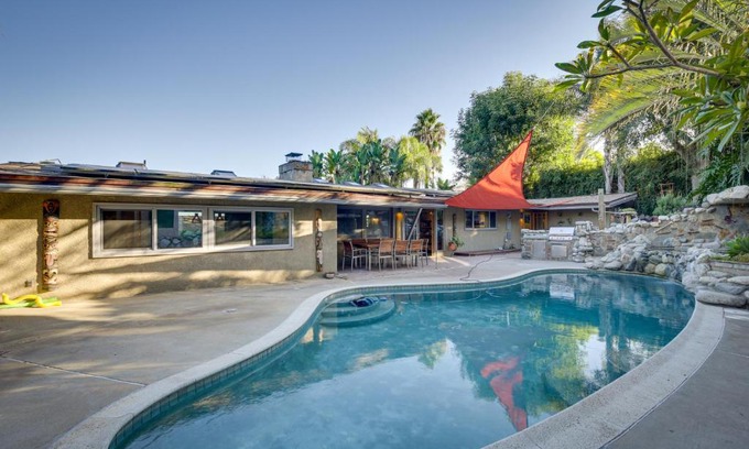 Vista House | Inviting Vista Home with Pool 10 Mi to Oceanside!