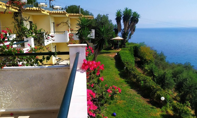 Moraitika Apartment | Ionian View