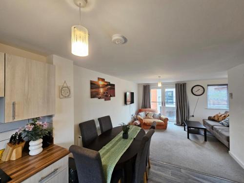 Ipswich House | Ipswich - 3 Beds - Sleeps 6 - Private Garden