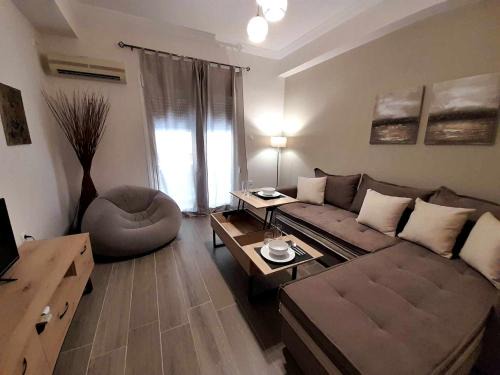 Piraeus Apartment | Irene Luxe Loft
