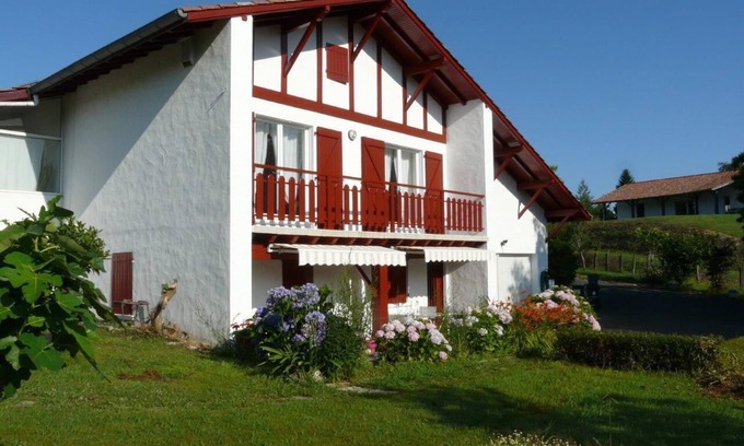 Villefranque House | Irrintzina - Villefranque