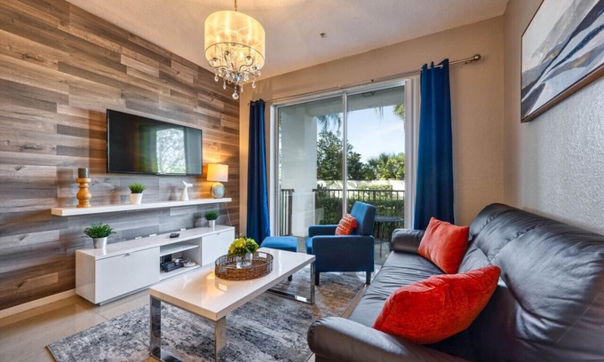 Florida Central Atlantic Coast Apartment | IS1-107 - Orlando Condo Near Disney | 2BR + Mickey-Themed Bedroom