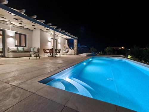 Naxos Town Villa | Isalos Villas with private pool, sleeps 4