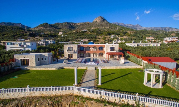 Ierapetra Villa | ISholidays Creta Villa Kastello Kalliste