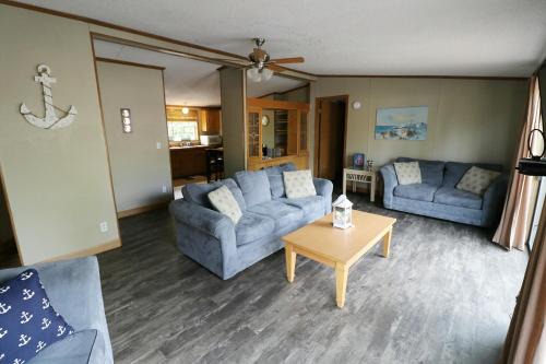Put-in-Bay House | Island Club #5