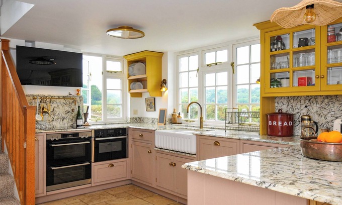 Golant Cottage | Island House