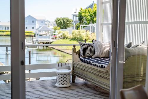 Knysna Villa | Island lifestyle on the water