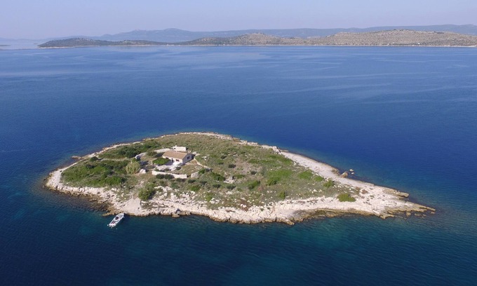Kornati House | Island Ravna Sika, a place of peace and tranquility