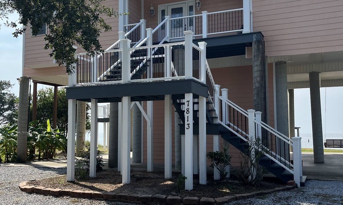 Ocean Springs House | ISLAND VIEW BEACH HOUSE with LIFT and PRIVATE BEACH!