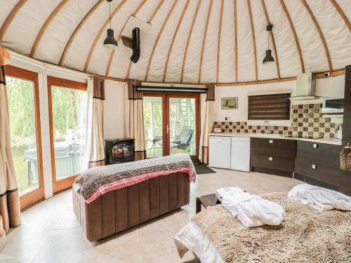 Beckford House | Island Yurt