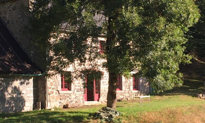 Laveissiere House | Isolated Auvergne character house 5 minutes from Le Lioran