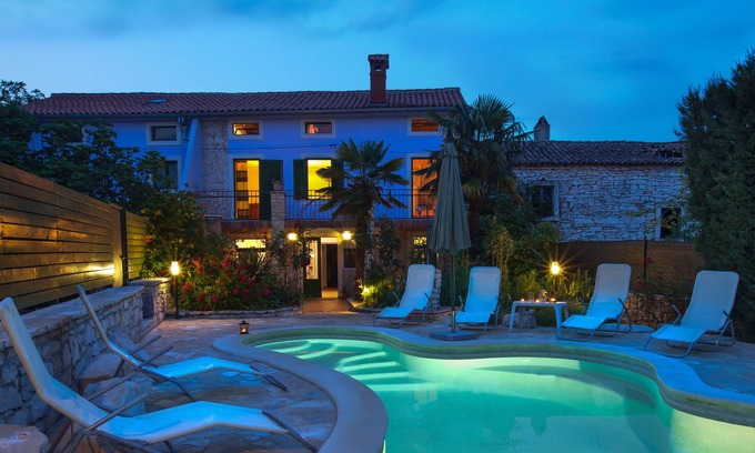 Manjadvorci House | Istrian villa 'Ladonja' , stone house for 12 people with swimming pool