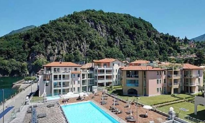 Maccagno Apartment | 2 bedroom Lake Maggiore apartment with pool