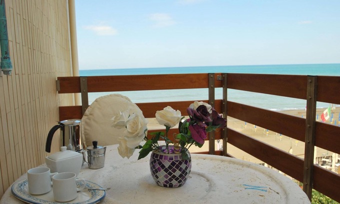 Marina di Castagneto Carducci Apartment | Holiday apartment Marina di Castagneto Donoratico for 1 - 2 persons - Holiday apartment