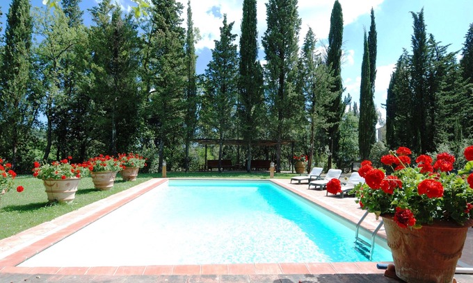 Greve in Chianti Villa | Villa - PrivatePool, Fenced Garden 6000m², 3rooms 8-people, Chianti-Wine-Relax