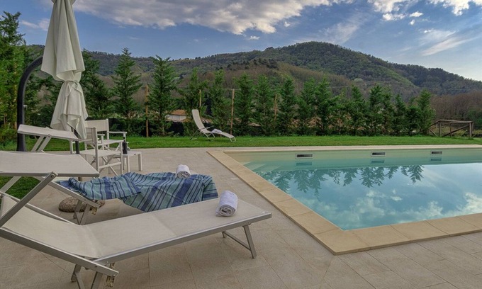 Villabuona Villa | Villa Cristina modern farmhouse with Private Pool (exclusive use)