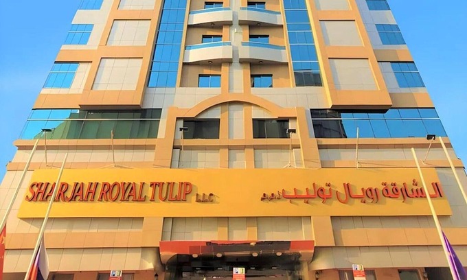 Sharjah House | Jacuzzi Hideaway | Royal Tulip Sharjah